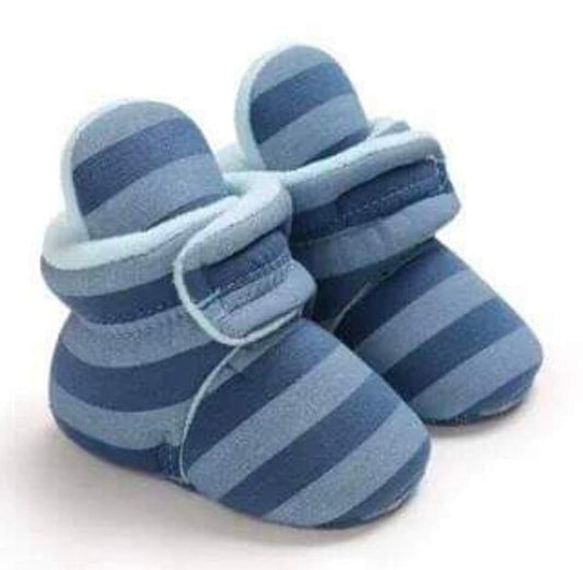 Hudson baby blue striped winter boots
